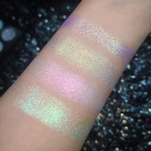Load image into Gallery viewer, DE'LANCI Aurora Polaris Multichrome Eyeshadow palette-DE'LANCI