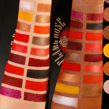 Load image into Gallery viewer, DE'LANCI New Flame Rose Eyeshadow Palette-18Color-DE'LANCI