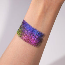 Load image into Gallery viewer, Diamond Prism Multichrome Chameleon Eyeshadow
